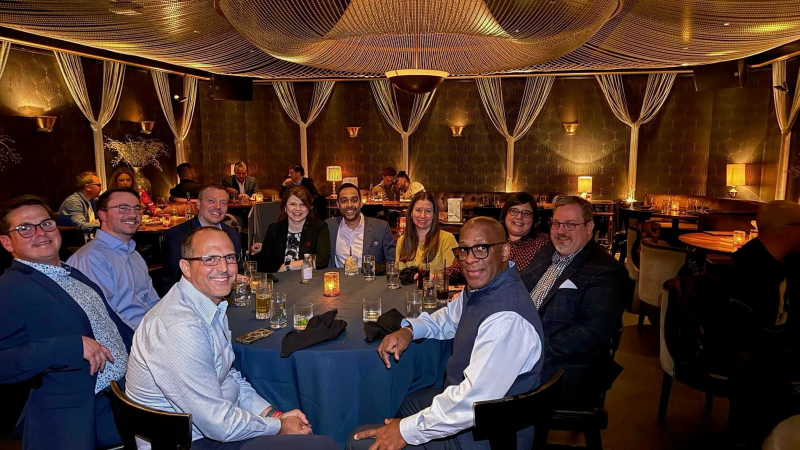An Armstrong roundtable in Las Vegas.